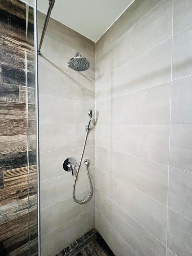 Apartment With Terrace And Private Parking 코토르 외부 사진