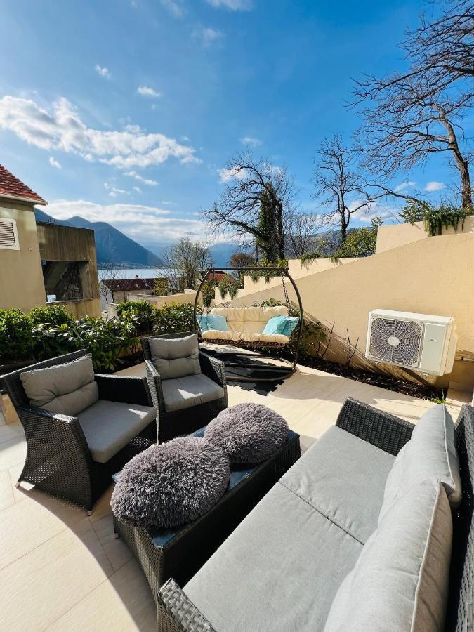 Apartment With Terrace And Private Parking 코토르 외부 사진